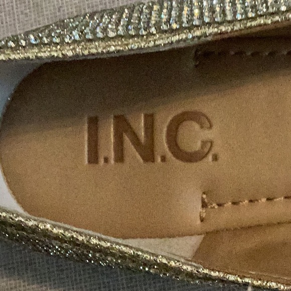 NWT INC FLATS - Picture 4 of 10